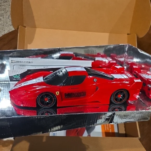 HP Promotional Remote Controlled Red Ferrari - Picture 4 of 6